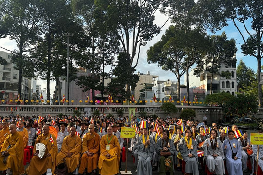 Mùa Phật đản lan tỏa những giá trị nhân văn