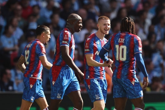 Đánh bại Man City, Crystal Palace vô địch FA Cup 2024/2025