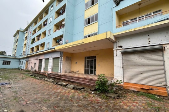 Hàng nghìn m2 ki-ốt bỏ hoang tại khu nhà ở công nhân Đông Anh, Hà Nội