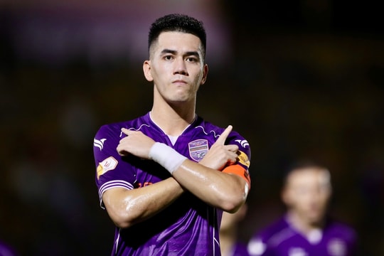 Tiến Linh ngày càng tụt hạng trong danh sách vua phá lưới V-League