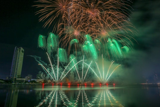 Mãn nhãn màn trình diễn trong đêm khai mạc lễ hội Pháo hoa quốc tế Đà Nẵng 2025