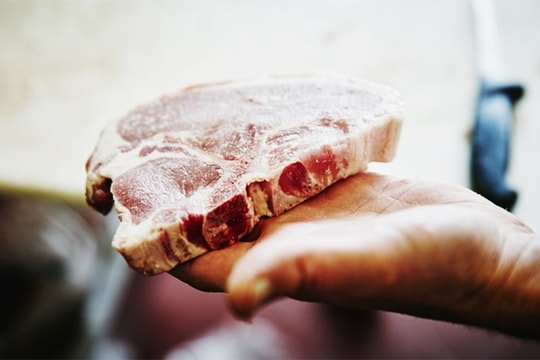 Mách bạn dấu hiệu nhận biết thịt lợn bệnh