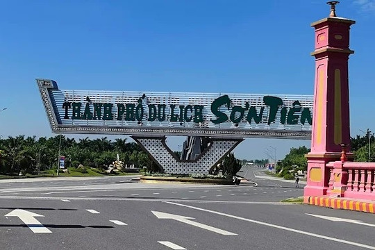 Sập giàn giáo trong Khu du lịch Sơn Tiên, Đồng Nai làm 2 người tử vong