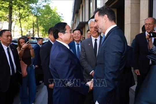 Thủ tướng dự Diễn đàn doanh nghiệp Việt Nam - Pháp