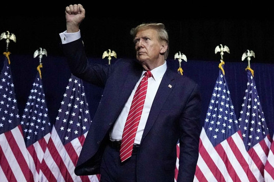 “Nắm đấm sắt” của ông Trump có đủ sức dẹp yên làn sóng biểu tình ở Mỹ?