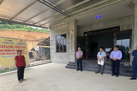 Đài Tiếng nói Việt Nam bàn giao nhà đại đoàn kết tại Yên Bái