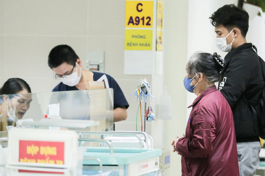 Người bệnh mạn tính được cấp thuốc ngoại trú trên 30 ngày