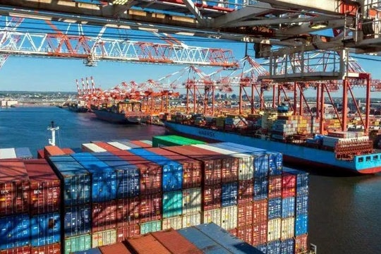 Mỹ áp thuế 30% với EU và Mexico: Bước đi chiến lược hay khơi mào đối đầu?