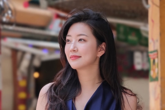 Nữ YouTuber lên tiếng khi bị nhầm là du khách tấn công cô gái ở tiệm photobooth