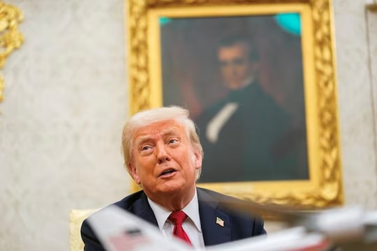 Ông Trump đối mặt bài toán khó khi áp mức thuế “khủng” 100% với đối tác của Nga