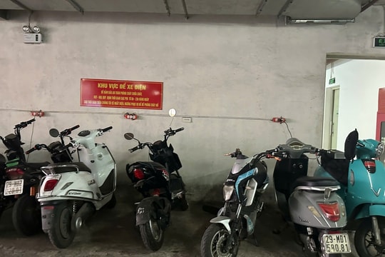 Dân khu tập thể ủng hộ chuyển sang chạy xe điện nhưng băn khoăn điều kiện hạ tầng