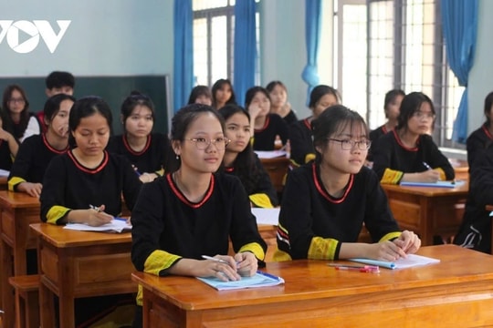 Bộ Chính trị thống nhất đầu tư xây dựng trường học tại 248 xã biên giới đất liền