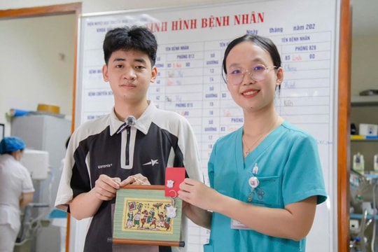 Hành trình kỳ diệu của nam sinh mắc ung thư máu đạt 28 điểm khối A00