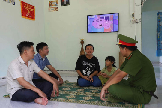 Sức hút nhân văn- khát vọng cống hiến từ chương trình xóa nhà tạm