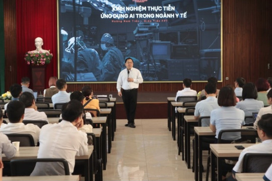 Buổi giảng cuối, ông Hoàng Nam Tiến có dấu hiệu bệnh tim, phải dừng đột ngột