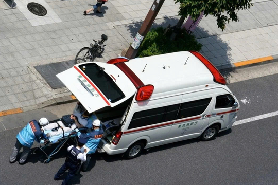 Nắng nóng kỷ lục làm 16 người chết, Nhật Bản ban bố cảnh báo thiên tai 38 tỉnh