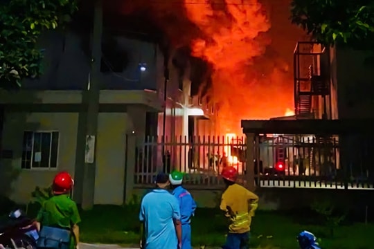 Vụ cháy ở cụm công nghiệp Tân Hội 1: thiêu rụi gần 12.000 m² nhà xưởng