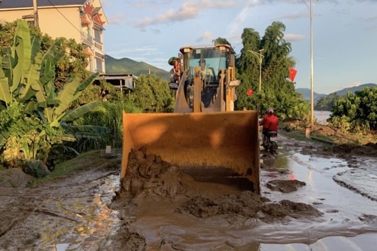 Sơn La khẩn trương khắc phục hậu quả mưa lũ trên các tuyến đường giao thông