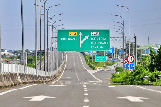 Chuẩn bị thu phí cao tốc Bến Lức - Long Thành, mức cao nhất 370.000 đồng/lượt
