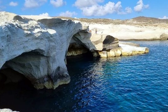 Thông tin về 2 công dân Việt Nam tử vong khi ngã xuống biển ở Hy Lạp