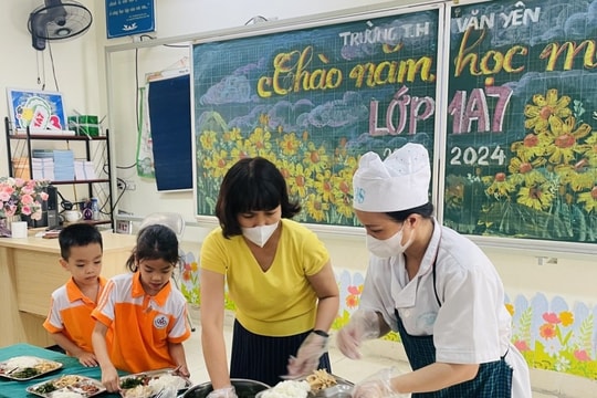 Học sinh tiểu học Hà Nội được hỗ trợ ăn trưa đến 30.000 đồng/ngày từ năm học tới