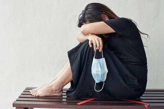 Lẩm bẩm, cười một mình - bi kịch nữ sinh 21 tuổi sau 5 năm nghiện ma túy
