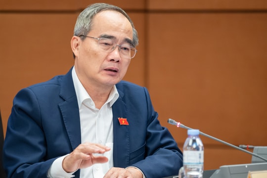 GS Nguyễn Thiện Nhân: Phải bảo đảm tiền lương đủ sống cho gia đình 4 người