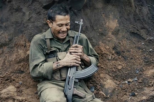 "Mưa đỏ" đạt doanh thu 200 tỷ đồng sau chưa đầy 1 tuần công chiếu