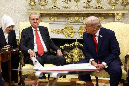 Động thái mới của ông Trump nhằm gây sức ép buộc Nga dừng chiến dịch ở Ukraine