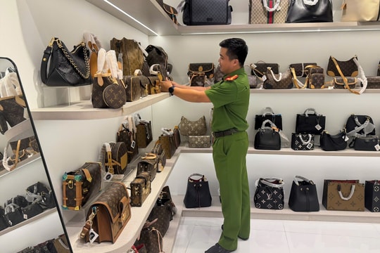 Thu giữ hơn 1.000 sản phẩm thời trang nghi giả thương hiệu nổi tiếng ở Đà Nẵng