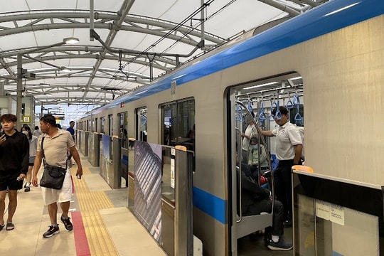 Người dân TP.HCM được đi Metro miễn phí dịp Tết Dương lịch và Nguyên đán 2026