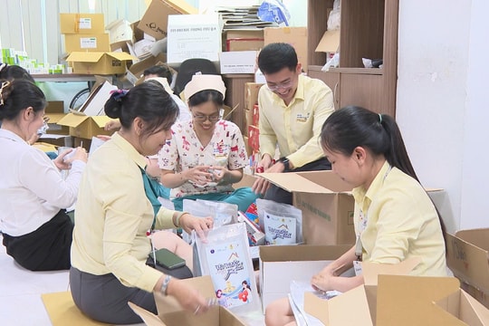 TP.HCM hỗ trợ 10.000 túi thuốc gia đình cho đồng bào bị thiệt hại do bão Bualoi