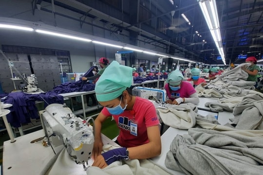 Lương tối thiểu vẫn chưa đủ để người lao động sống được ở mức tối thiểu?