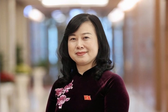 Bộ trưởng Đào Hồng Lan: “Nhân viên y tế phải được bảo vệ trong mọi hoàn cảnh”