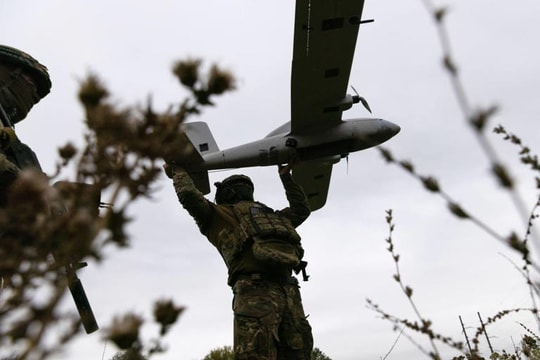 Ngoại giao tê liệt, Nga và Ukraine giáng đòn mạnh vào điểm yếu của nhau