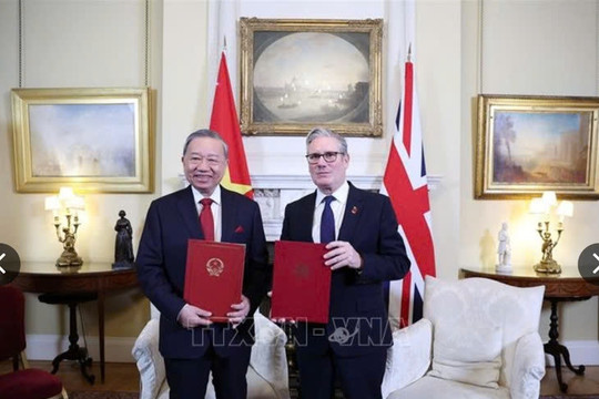 Tổng Bí thư Tô Lâm hội đàm với Thủ tướng Anh Keir Starmer