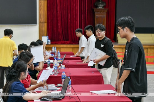 Tuyển sinh đại học 2026: Thời hạn đăng ký, xét tuyển và nhập học sớm hơn mọi năm