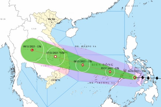 Bão Kalmaegi đang tiến vào Biển Đông, khả năng mạnh lên cấp 14, giật cấp 17