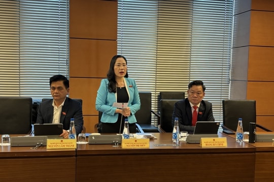 ĐBQH đề nghị cho phép người bị tạm giam, tạm giữ nhận quà từ gia đình