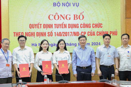 Bộ Chính trị: Bố trí khoảng 10% tổng quỹ tiền lương của năm để thu hút nhân tài