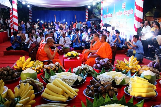 Sắc màu Lễ cúng trăng của đồng bào Khmer