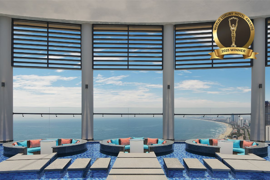 Four Points by Sheraton Đà Nẵng – vinh dự nhận ba giải thưởng tại World Luxury Hotel Awards 2025 & “Best City Resort Hotel of the year” 2025 