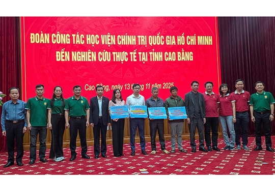 Chung tay hỗ trợ nhân dân Cao Bằng