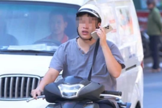 CSGT Hà Nội xử lý 368 tài xế che biển số, dùng điện thoại khi lái xe