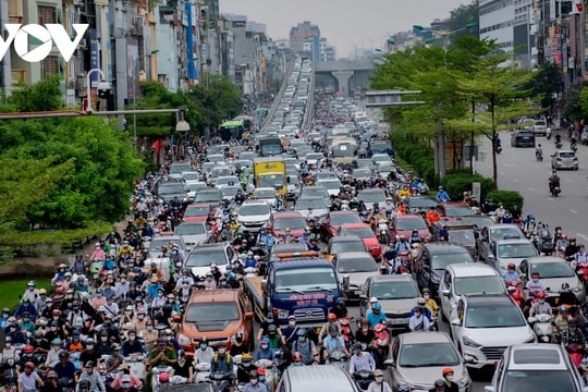 Đề xuất lộ trình tiêu chuẩn khí thải mới cho ô tô: Hà Nội và TP.HCM đi trước