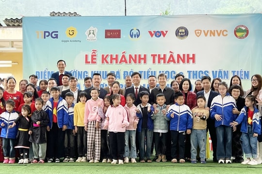 Đài TNVN khánh thành điểm trường Đá Đỏ (Lào Cai)