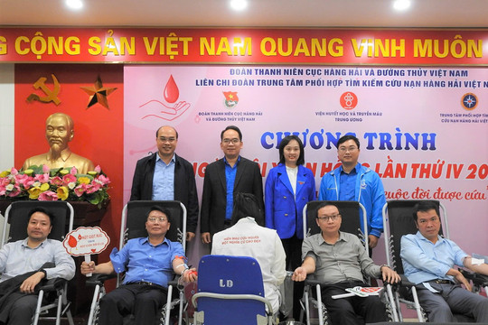 Hàng trăm đoàn viên Cục Hàng hải và Đường thủy tham gia hiến máu cứu người