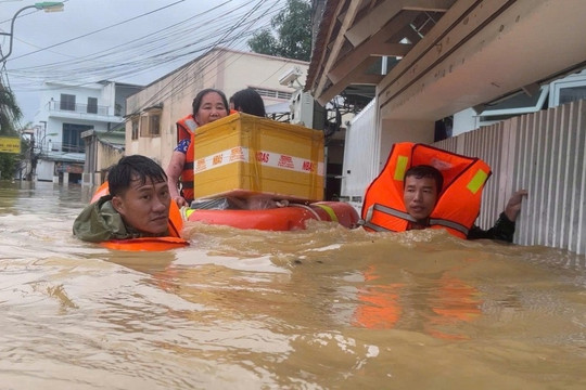 Mưa lũ ở Trung Bộ khiến 102 người chết và mất tích, 9.035 tỷ đồng thiệt hại