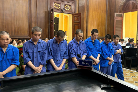 Cán bộ thuế 'bảo kê' đường dây mua bán hóa đơn trái phép 6.000 tỷ đồng lĩnh 20 năm tù