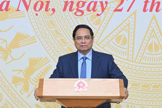Thủ tướng: Lựa chọn, tôn vinh những tấm gương trong đại dịch COVID-19